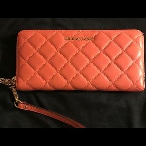 NWT Michael Kors Pink-Grapefruit Leather Wallet